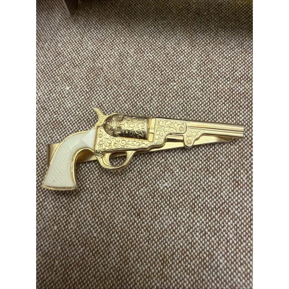 Vintage Revolver Tie Pin